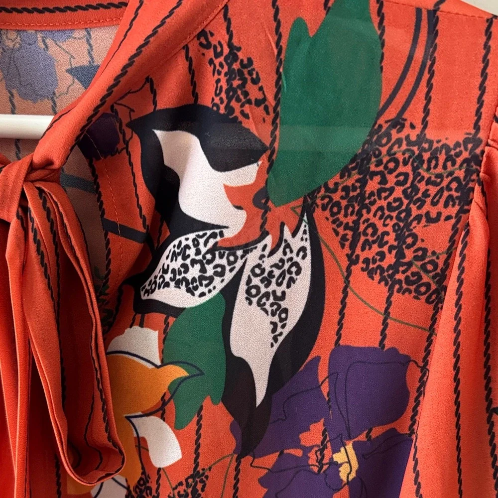 Floral multi color blouse with Bow Tie & Smocked Cuff - Picture 5 of 10